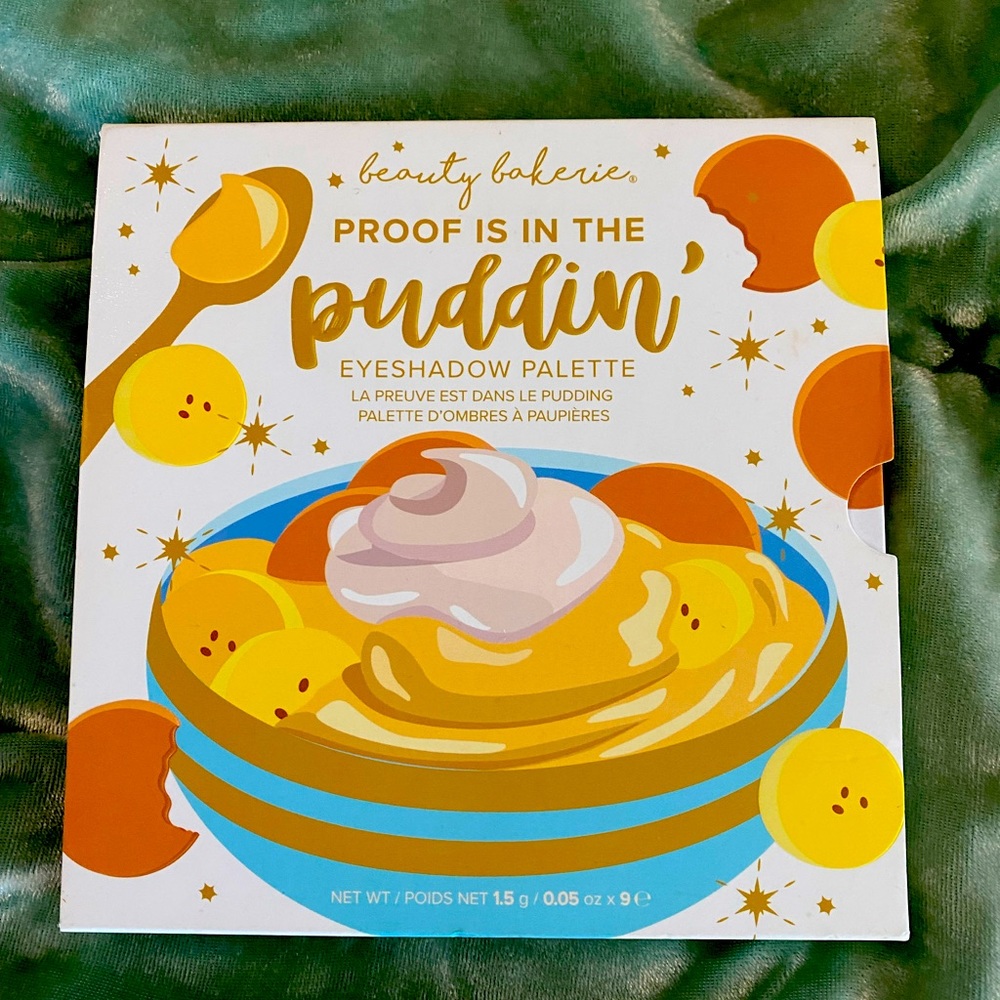 Beauty Bakerie eyeshadow pallet